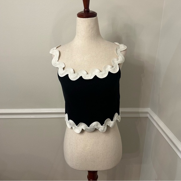 Maeve Tops - Maeve black and white scallop trim tank top- Size
M